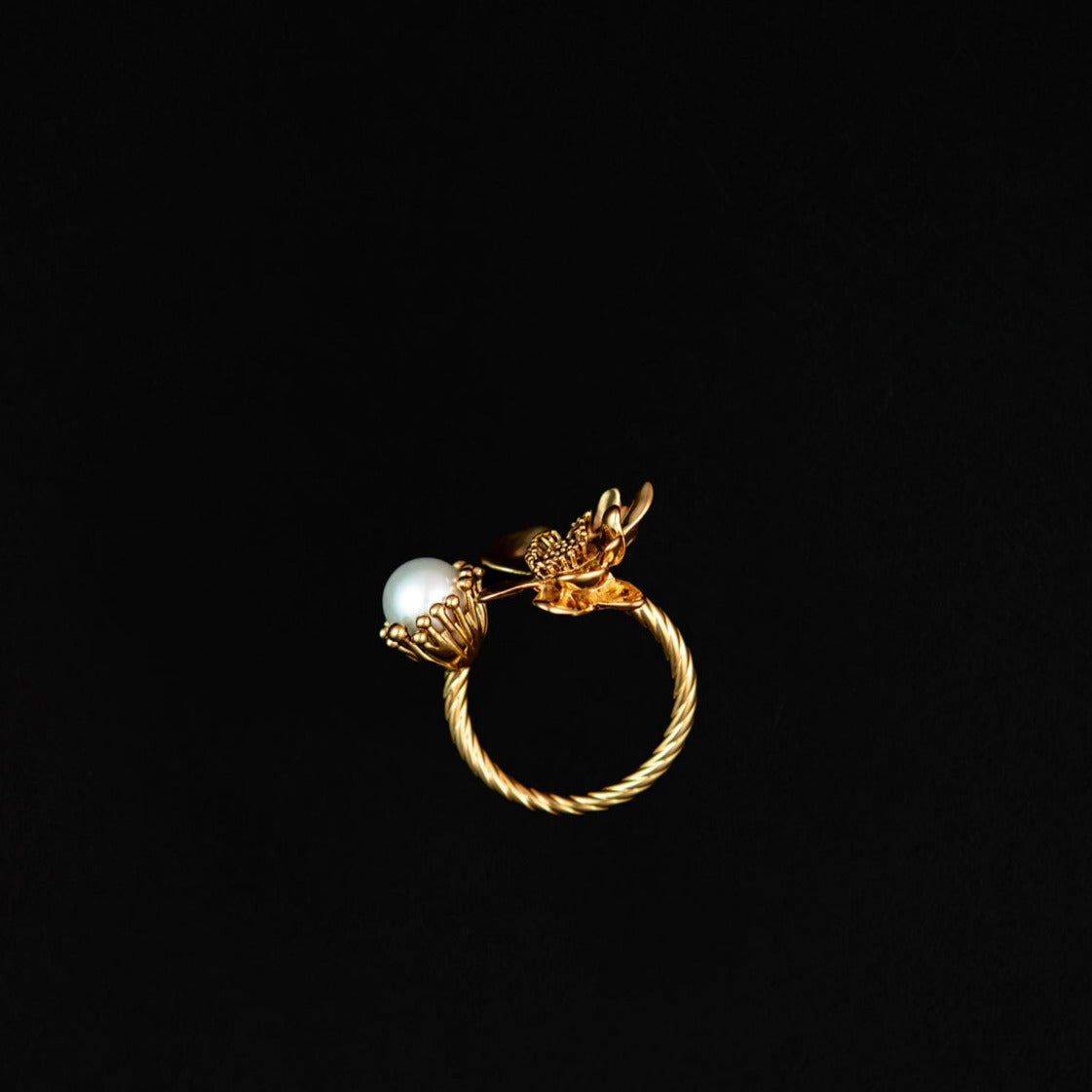 Magnolia Ring