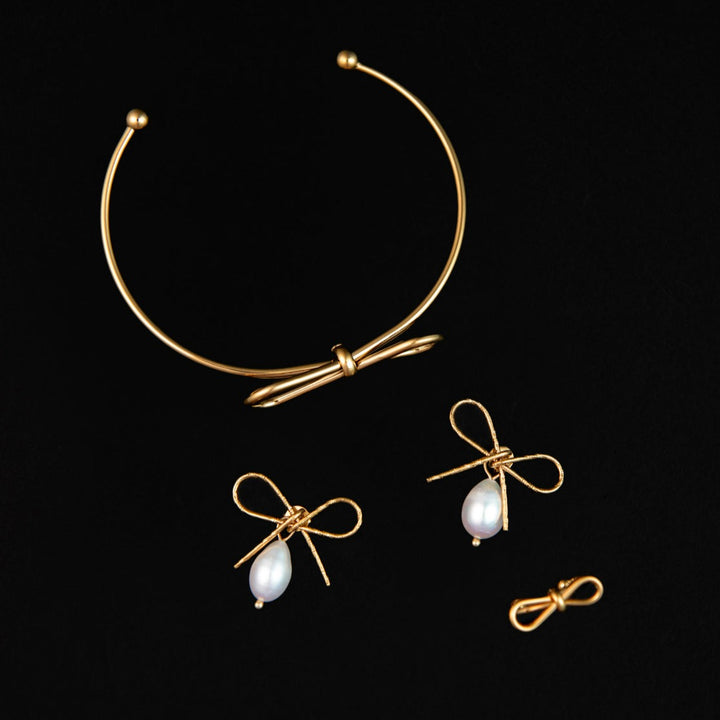 Bow Cuff