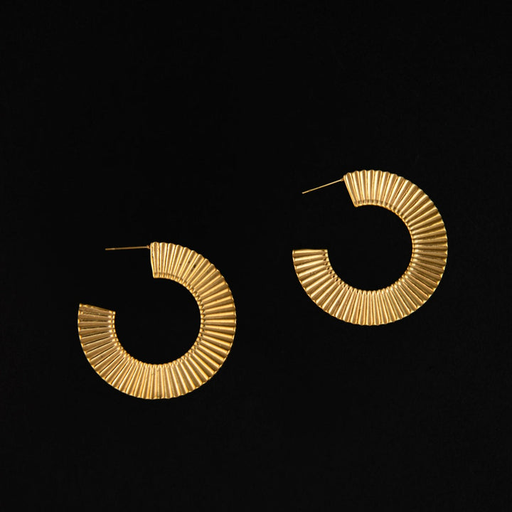 Petite Ivy Hoop Earrings