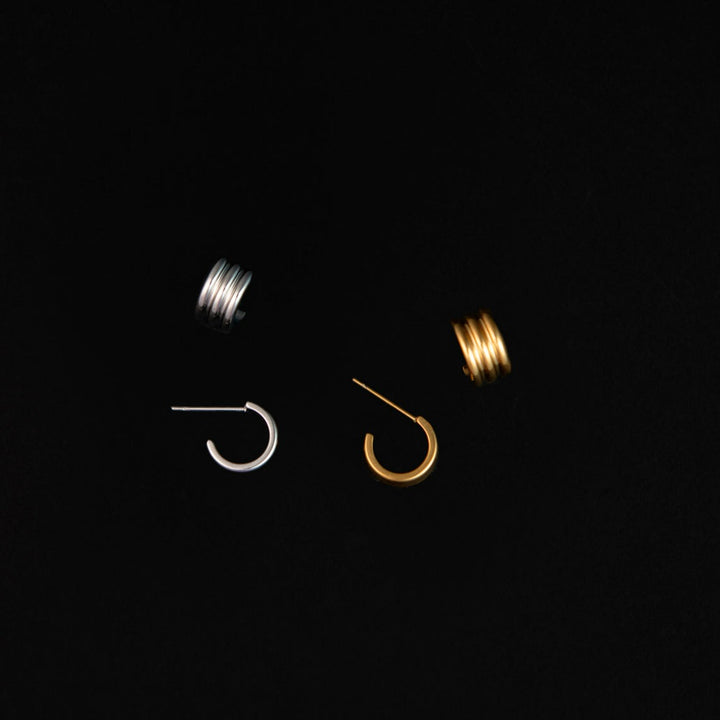 Aries Huggie Earrings in Silver