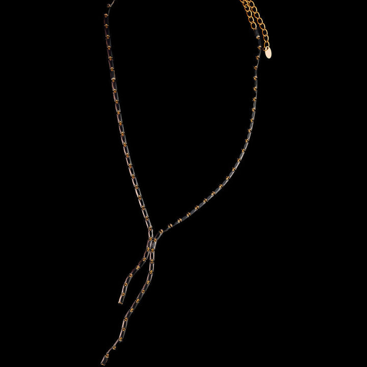 Kelce Necklace in Black