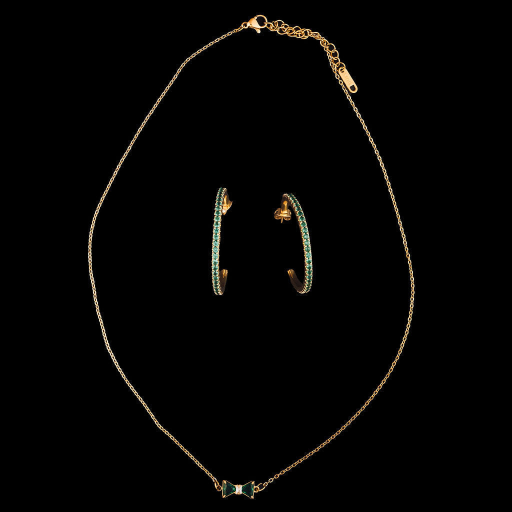 Bow Tie Necklace in Emerald