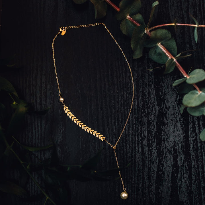 Laurel Lariat Necklace