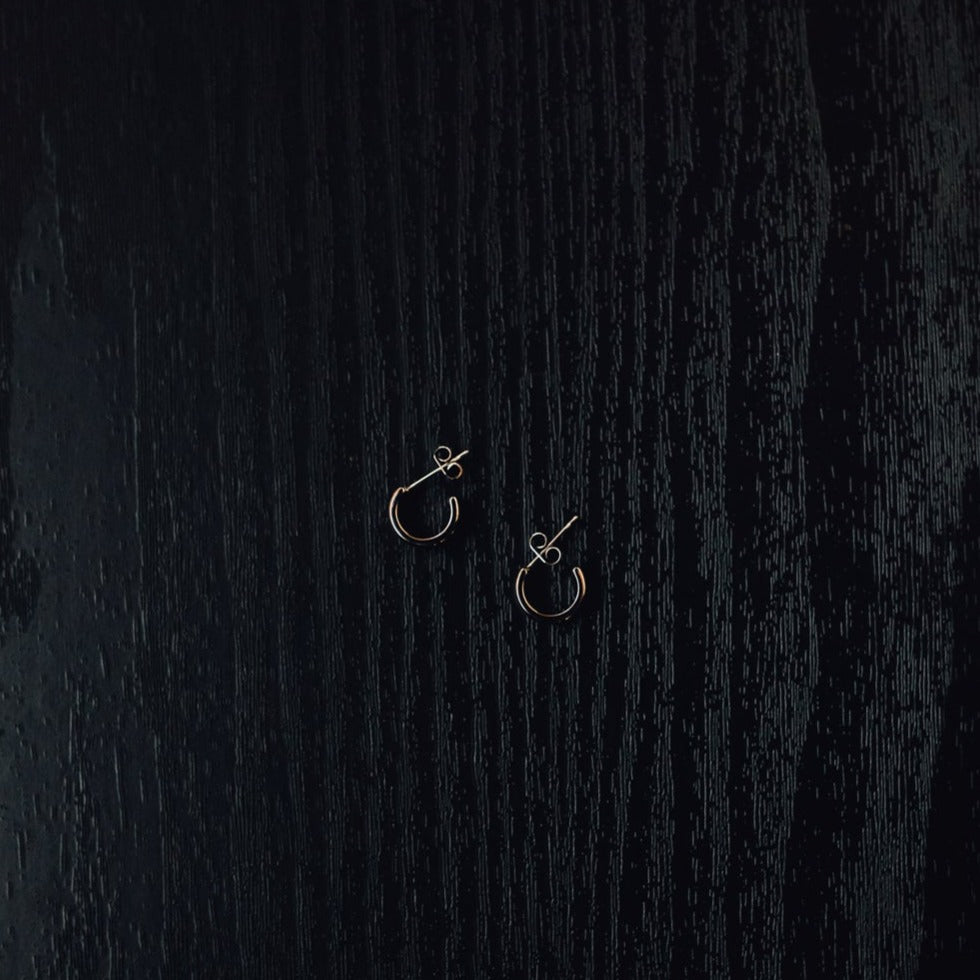 Aries Huggie Earrings in Silver