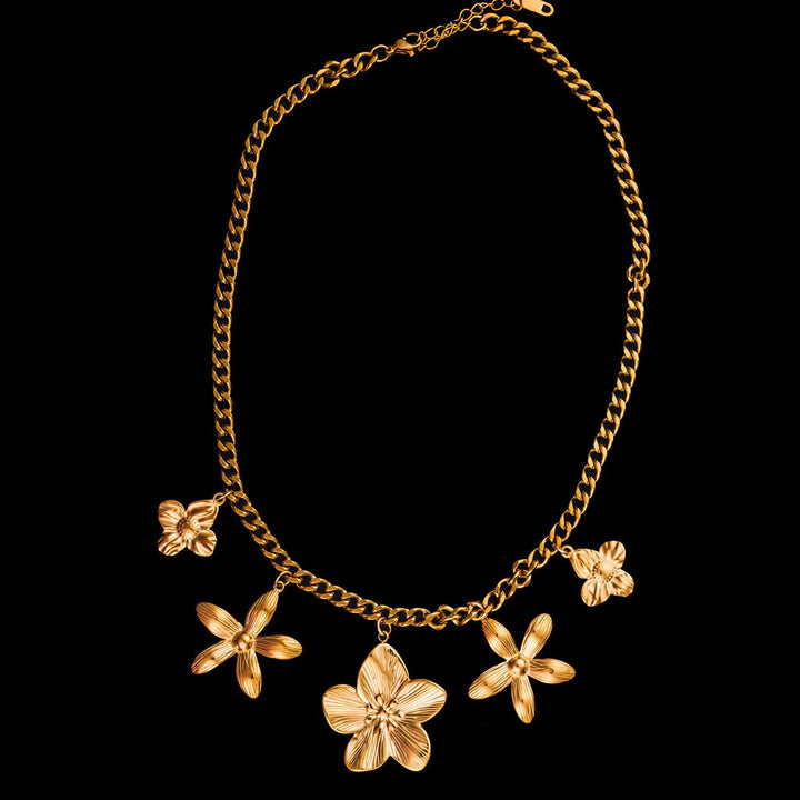 Goldie Floral Necklace
