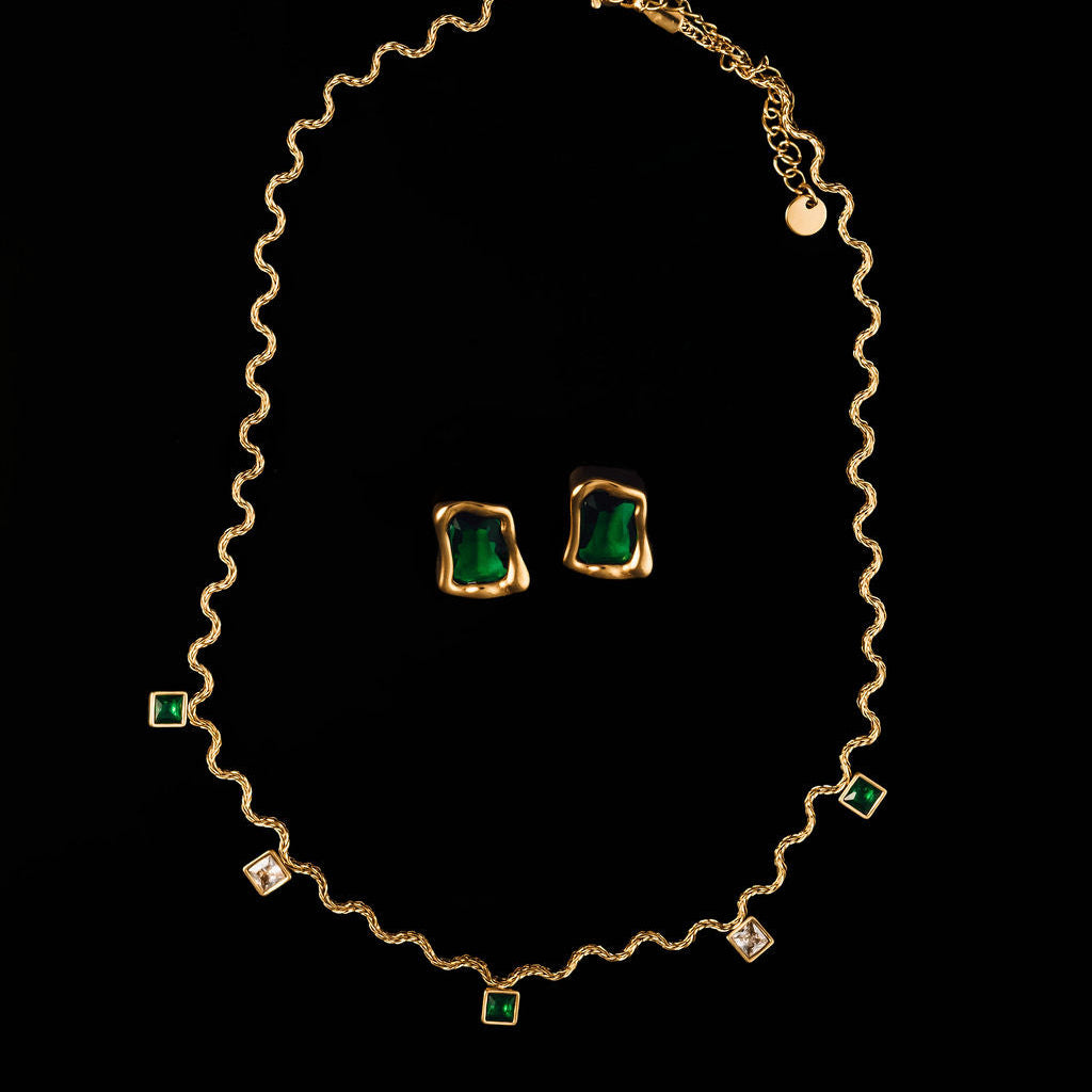 Garland Necklace