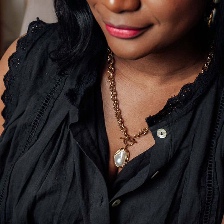 Southern Pearl Necklace