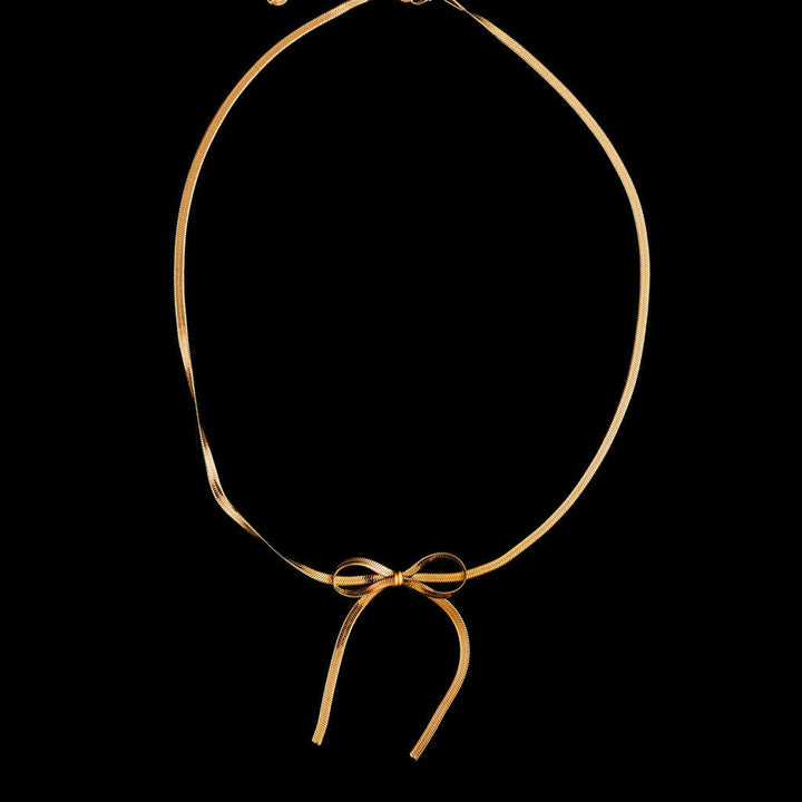 Ribbon Necklace